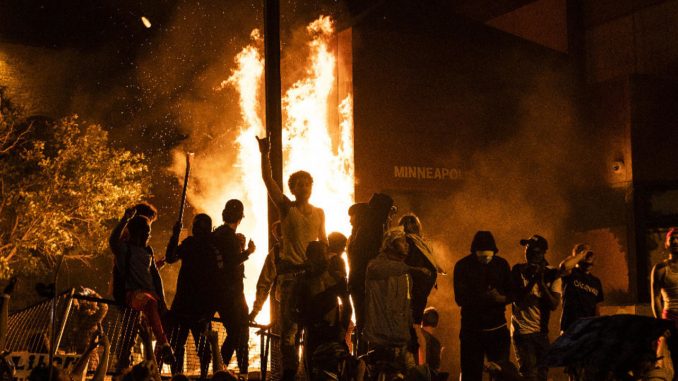 Minneapolis-Riot