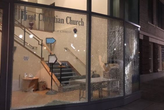 antifa-smash-up-chruch